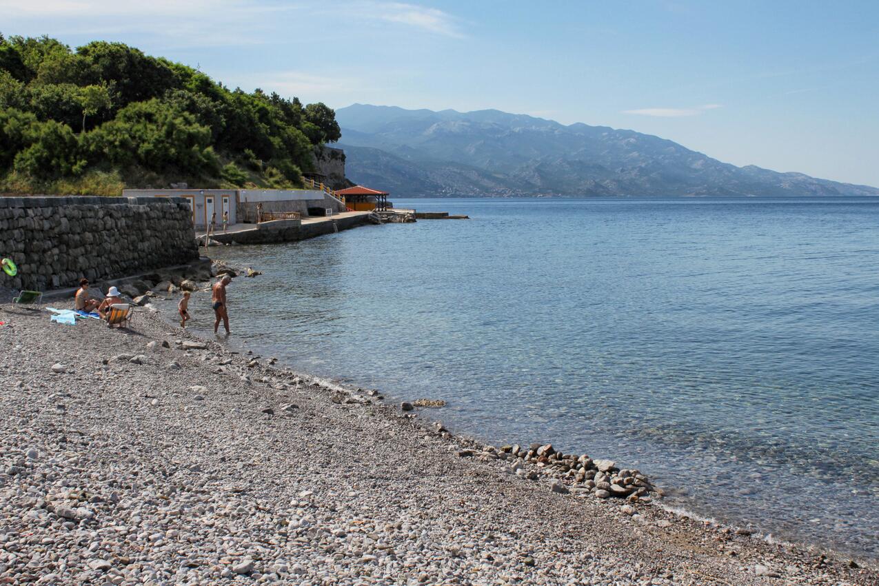 Nearest beach - Apartments with parking space Čovići, Velebit