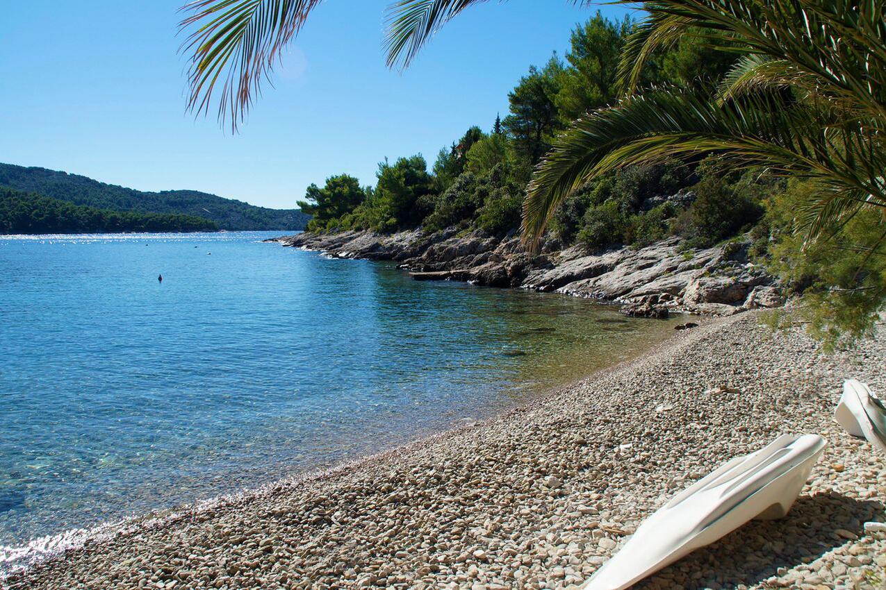 Nächster Strand - Ferienhaus mit Parkplatz im Robinson Crusoe Stil Bucht Tudorovica, Korcula