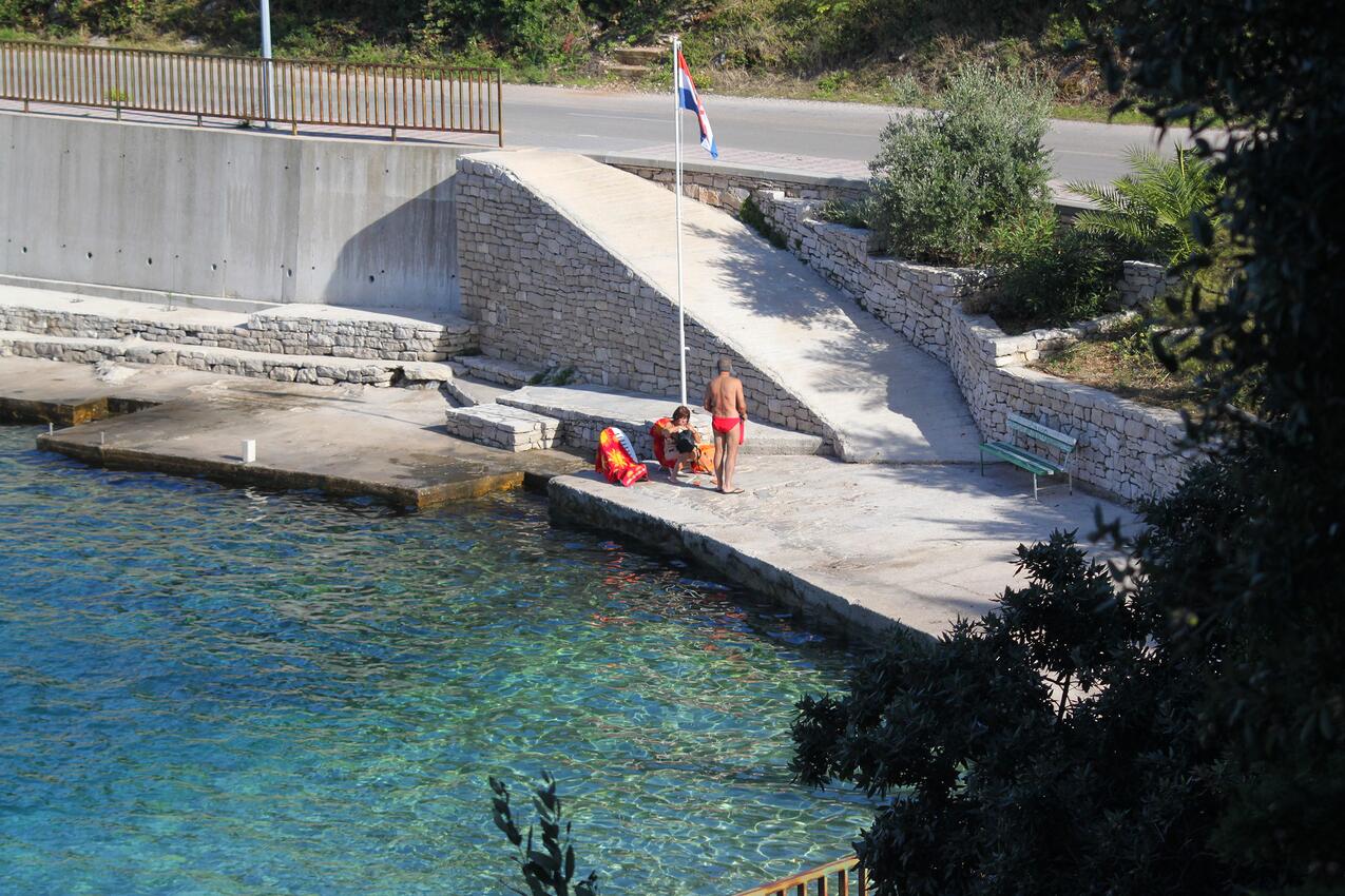 Legközelebbi strand - Apartmanok a tenger mellett Medvinjak, Korcula