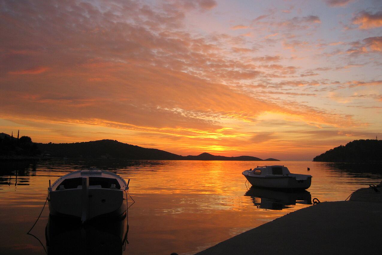 Nächster Strand - Ferienwohnungen am Meer Bucht Kalebova Luka, Rogoznica