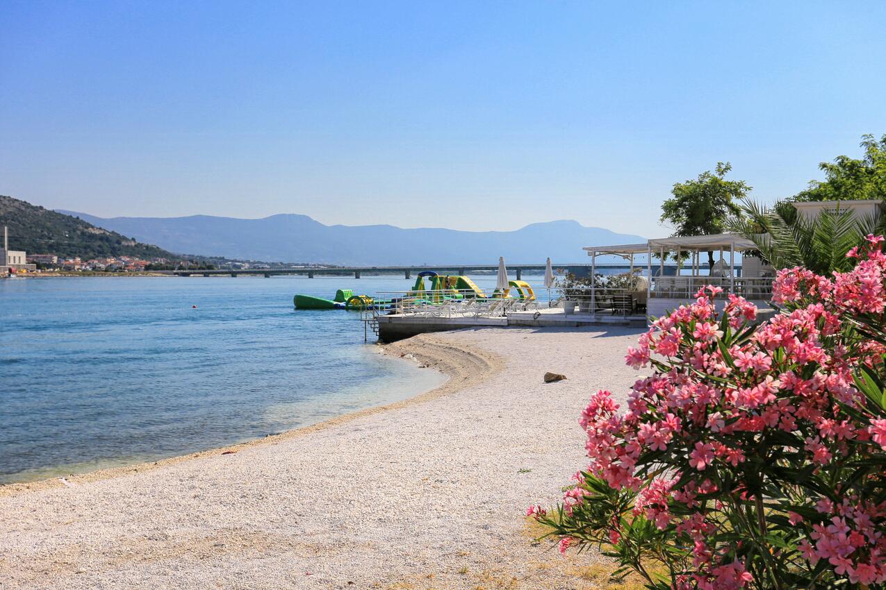 La spiaggia più vicina - Appartamenti con parcheggio Traù - Trogir