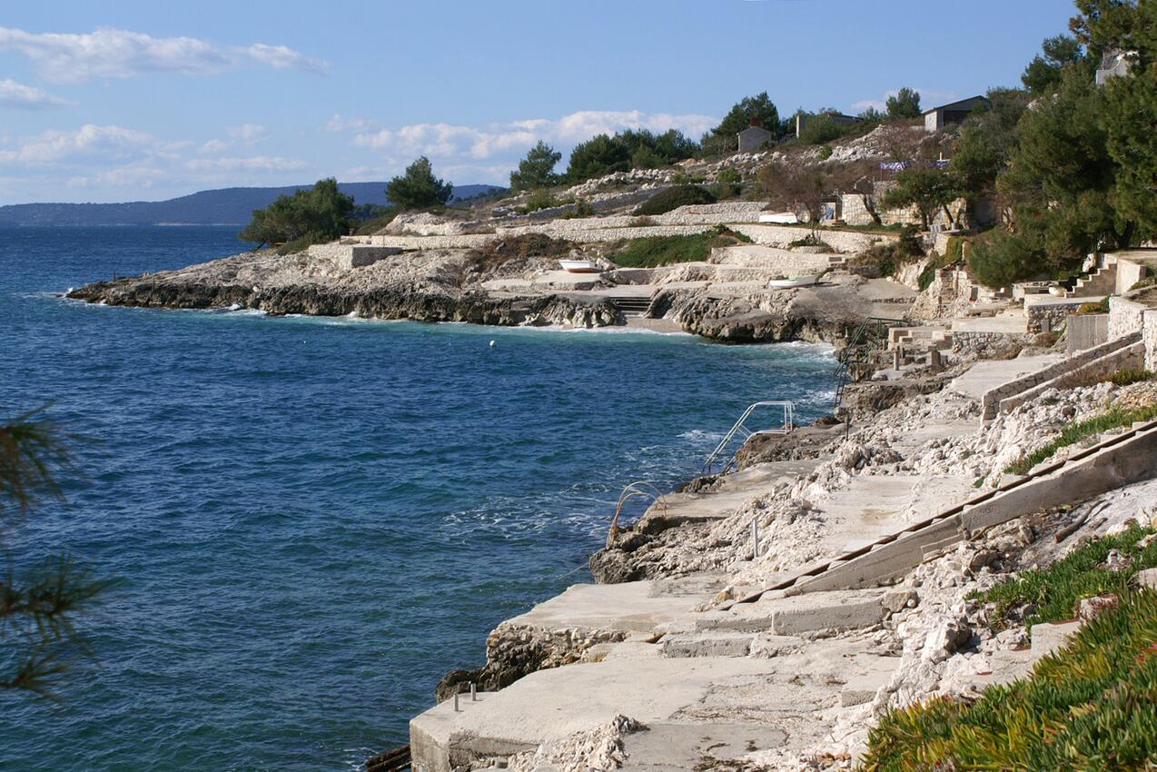 La spiaggia più vicina - Appartamenti accanto al mare Rastici, Bua - Čiovo