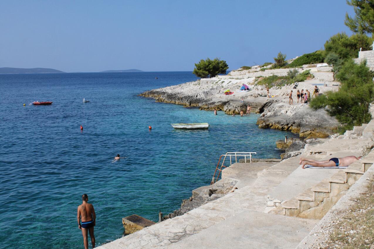 La spiaggia più vicina - Appartamenti accanto al mare Rastici, Bua - Čiovo
