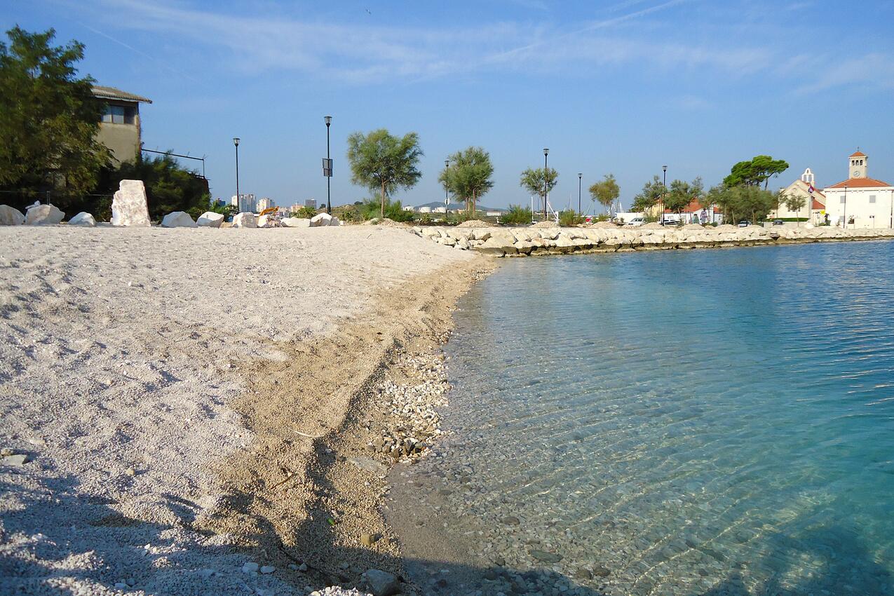 La plage la plus proche - Appartements avec parking Solin, Split