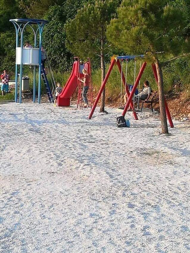 La spiaggia più vicina - Appartamenti con parcheggio Gornji Karin, Novigrad