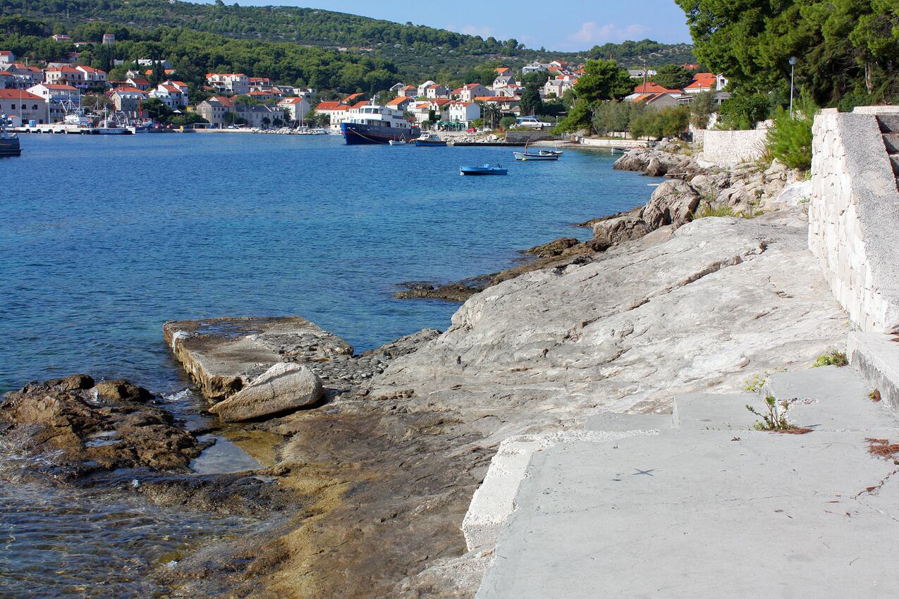 Nejbližší pláž - Apartmány u moře Sumartin, Brač