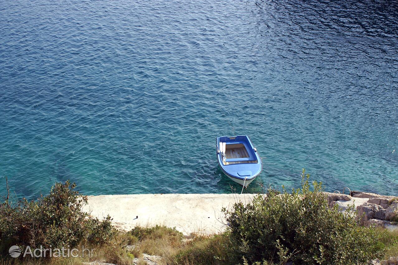 Nearest beach - Apartments by the sea Cove Osibova, Brač