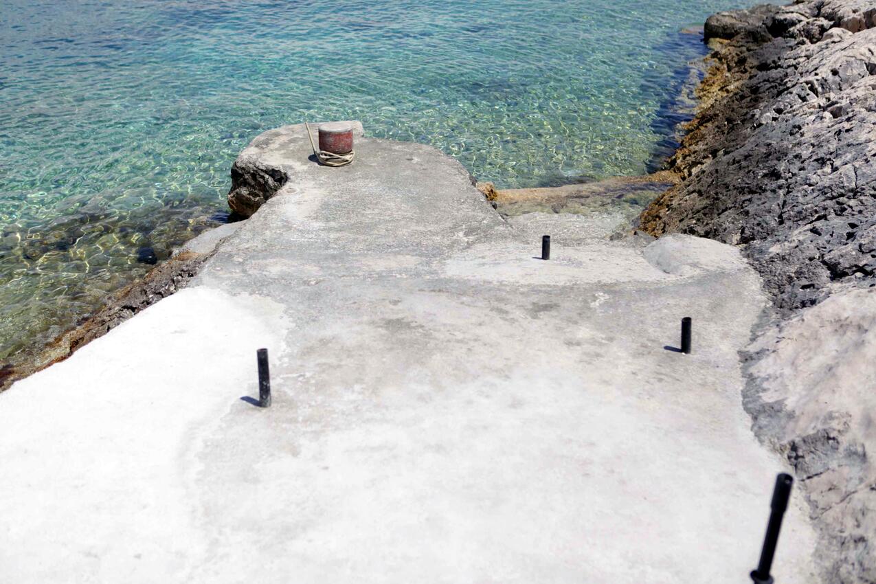Nächster Strand - Ferienwohnungen am Meer Bucht Ostricka luka, Rogoznica