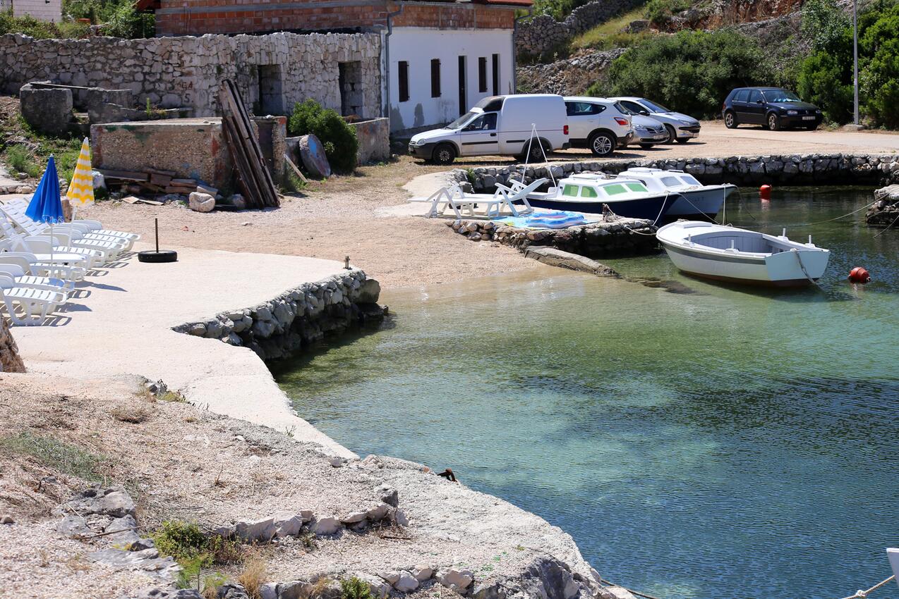 La spiaggia più vicina - Appartamenti accanto al mare Baia Kalebova Luka, Rogosnizza - Rogoznica
