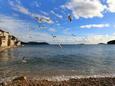 La spiaggia più vicina Spiaggia  a Prvić Luka, Prvić.