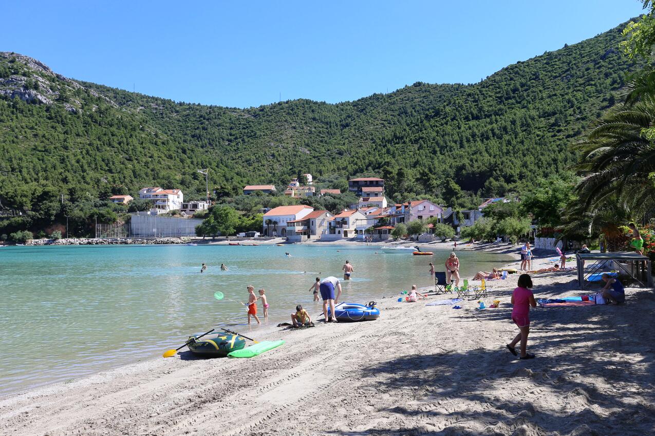 Najbliža plaža - Apartmani i sobe uz more Žuljana, Pelješac
