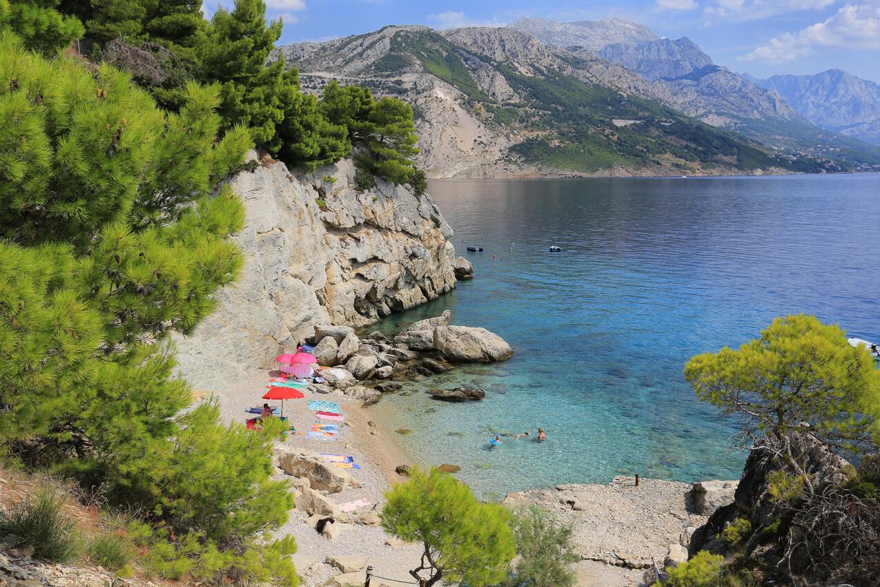 Nächster Strand - Ferienwohnungen am Meer Pisak, Omis