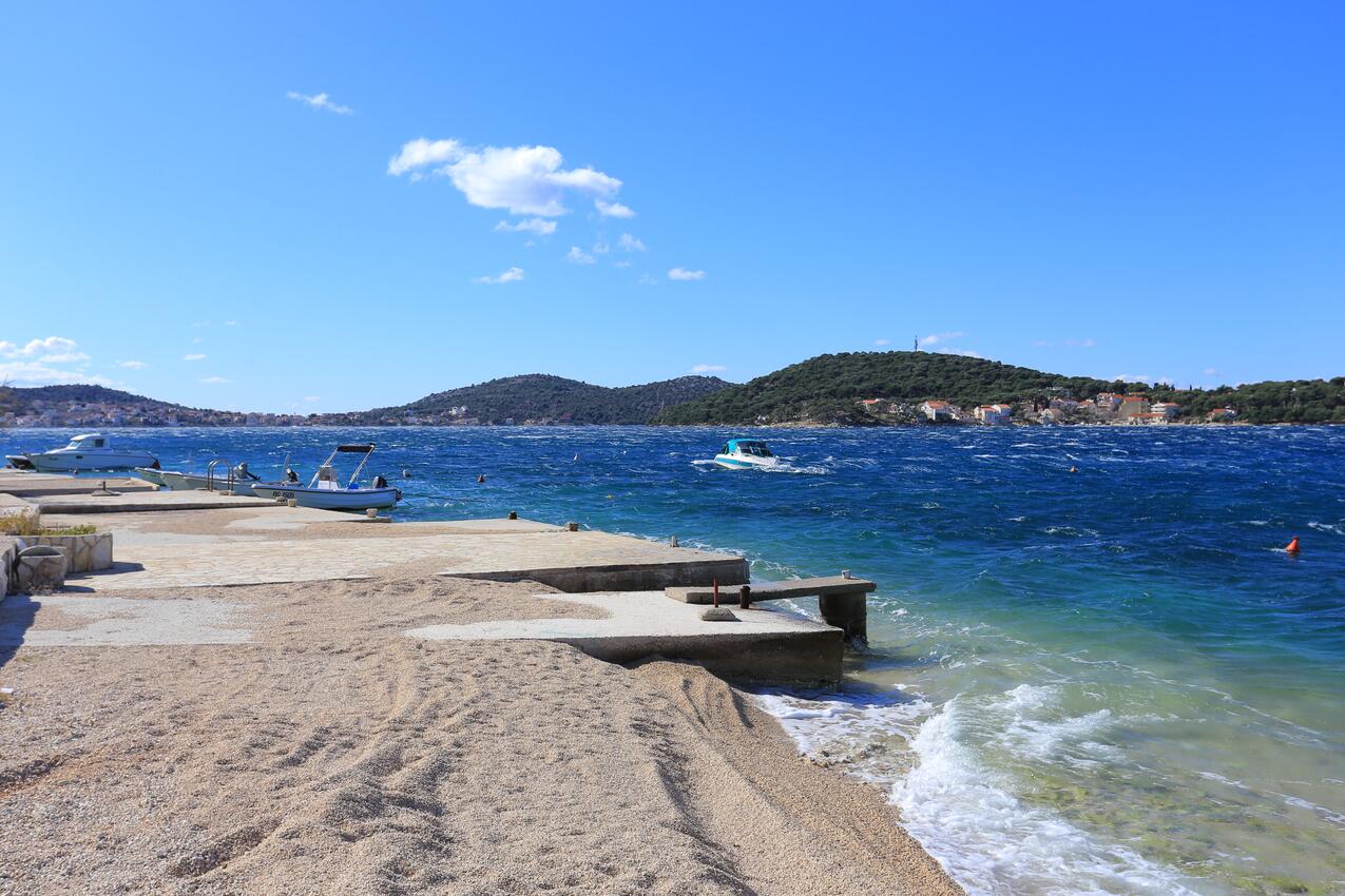 Nearest beach - Apartments by the sea Zatoglav, Rogoznica