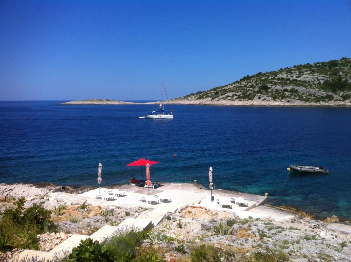 La spiaggia più vicina - Appartamenti accanto al mare Razanj, Rogosnizza - Rogoznica