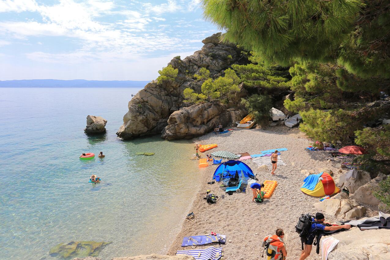 La spiaggia più vicina - Appartamenti accanto al mare Pisak, Almissa - Omiš