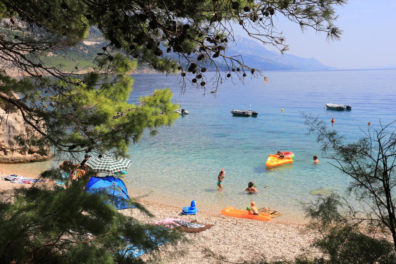 La spiaggia più vicina - Appartamenti accanto al mare Pisak, Almissa - Omiš