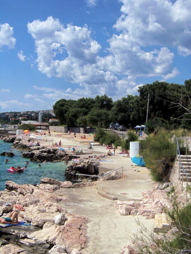 Nearest beach - Holiday house with WiFi Novi Vinodolski