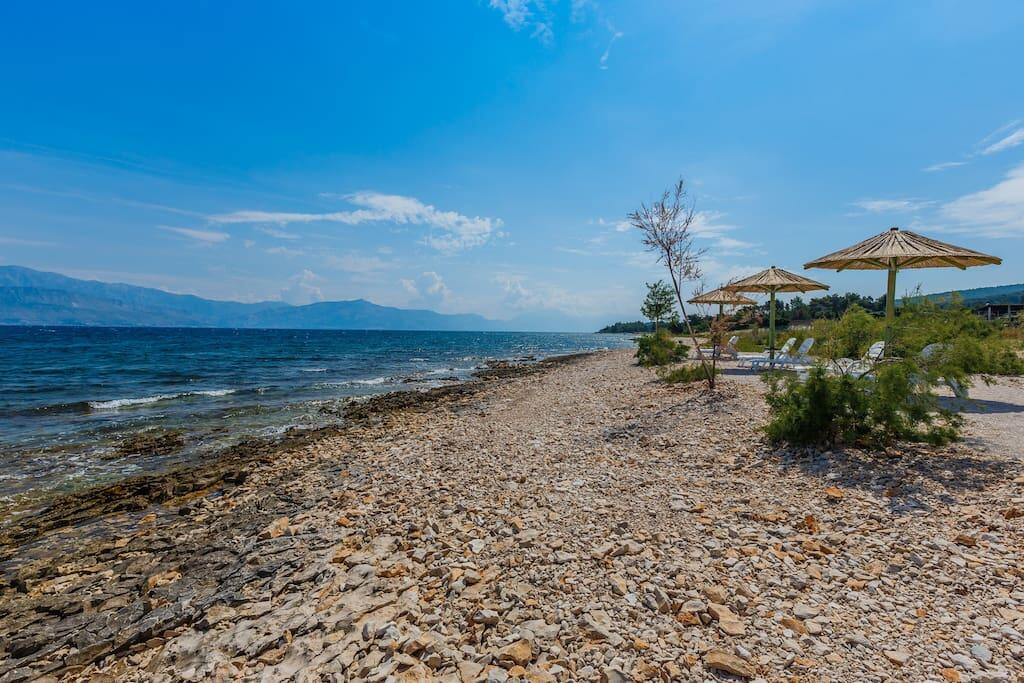 Legközelebbi strand - Luxusvilla a tenger mellett medencével Supetar, Brac
