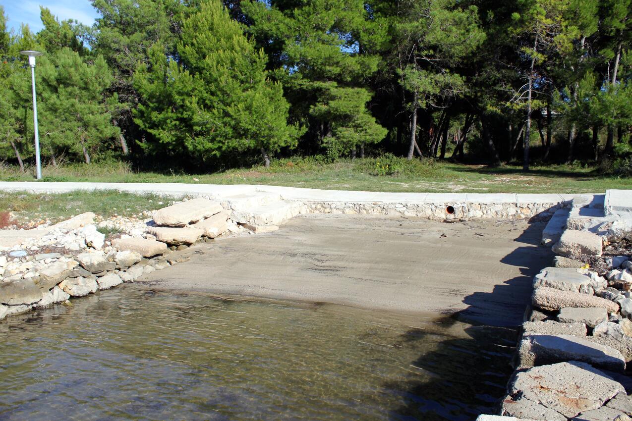 La spiaggia più vicina - Appartamenti accanto al mare Brevilacqua - Privlaka, Zara - Zadar