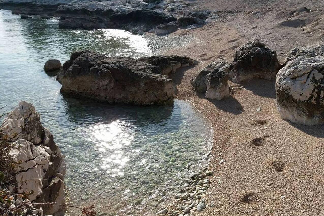 La spiaggia più vicina - Appartamenti con parcheggio Zecevo, Rogosnizza - Rogoznica