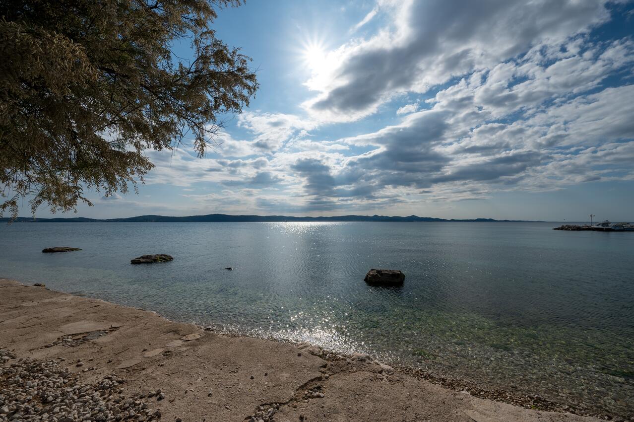 Nearest beach - Apartments with parking spaces Bibinje, Zadar