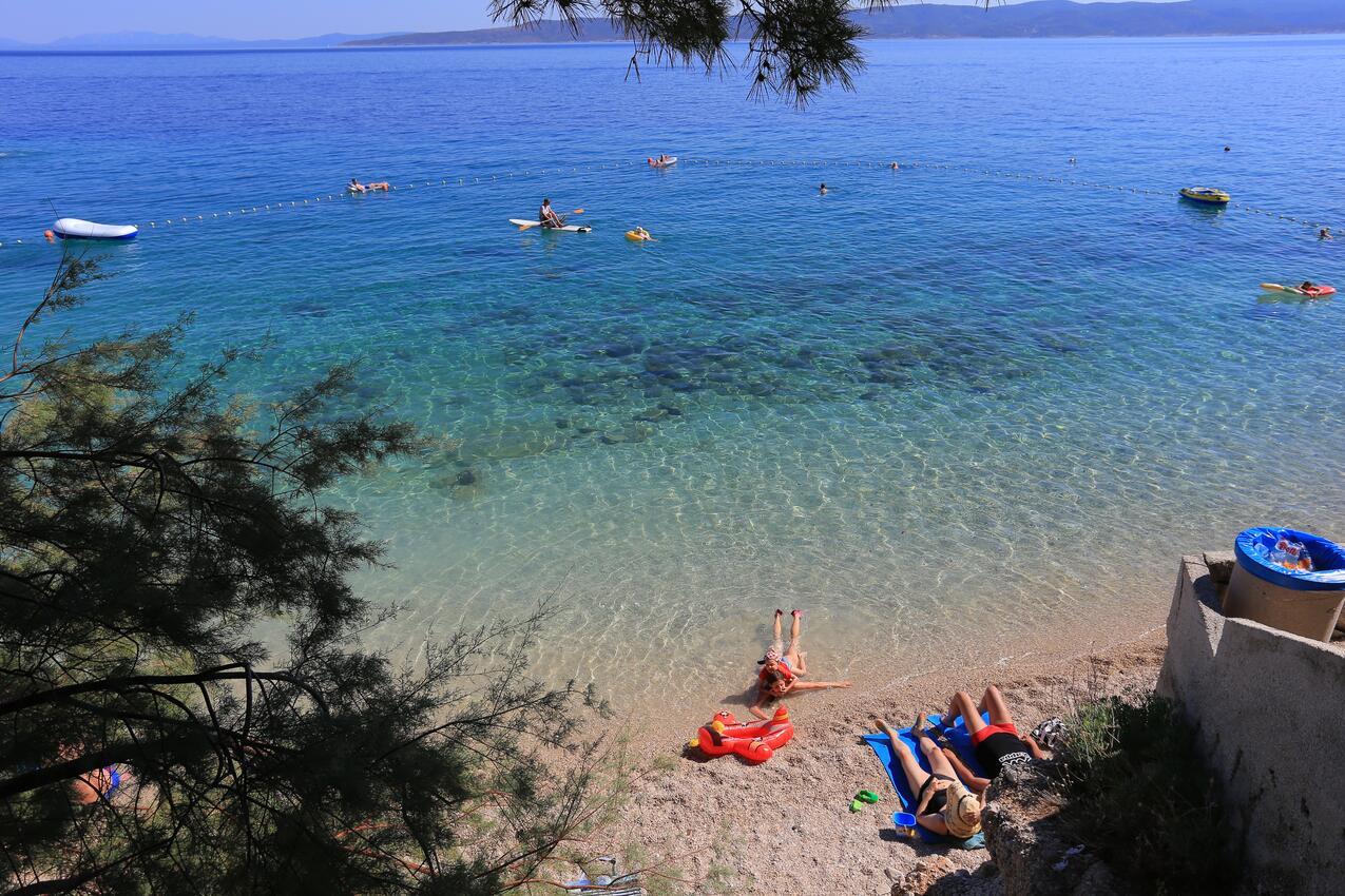 La spiaggia più vicina - Appartamenti accanto al mare Pisak, Almissa - Omiš