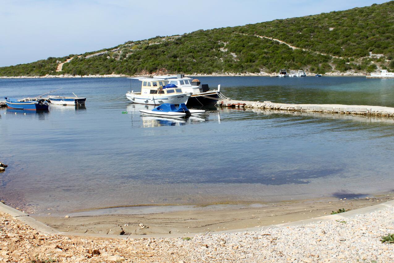 Nächster Strand - Haus am Meer für Familien mit Kindern Bucht Kobiljak, Pasman