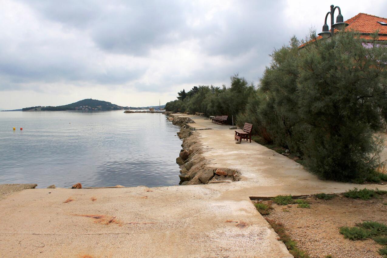 Nächster Strand - Ferienwohnungen am Meer Nevidane, Pasman
