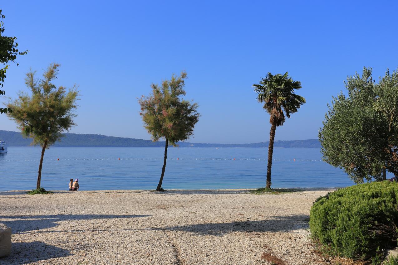 Nearest beach - Apartments with parking spaces Kaštel Gomilica, Kaštela