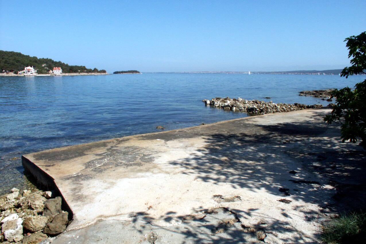 La spiaggia più vicina - Appartamenti accanto al mare Zdrelac, Pasman