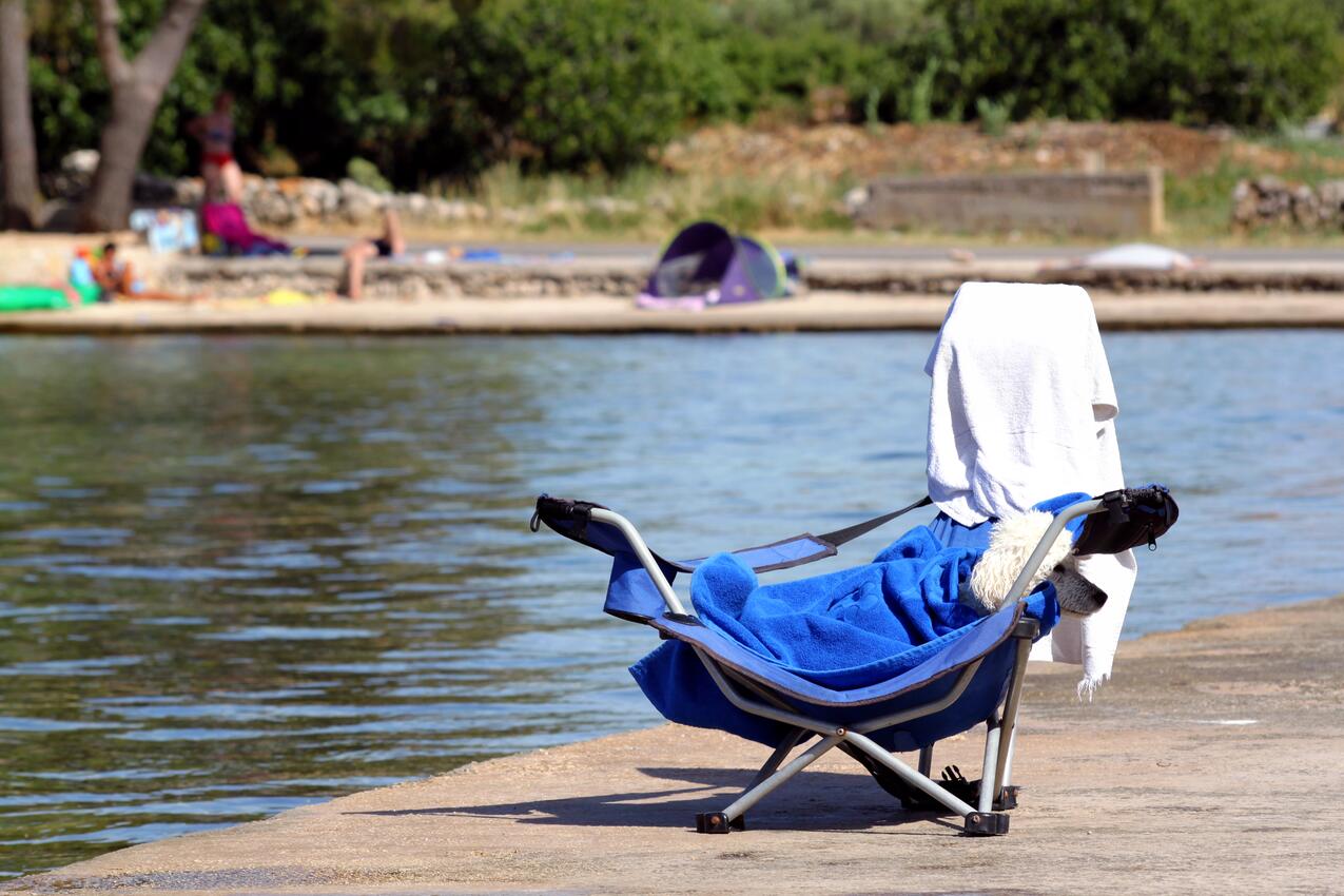 La spiaggia più vicina - Appartamenti accanto al mare Pasman
