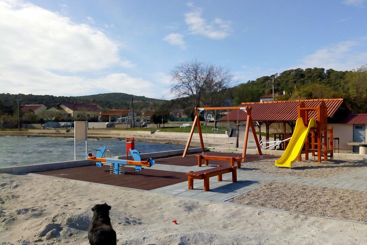 Nærmeste strand - Leiligheter med parkering Kraj, Pasman