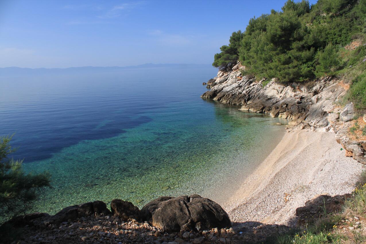 Najbliža plaža - Obiteljski apartmani uz more Uvala Rapak, Hvar