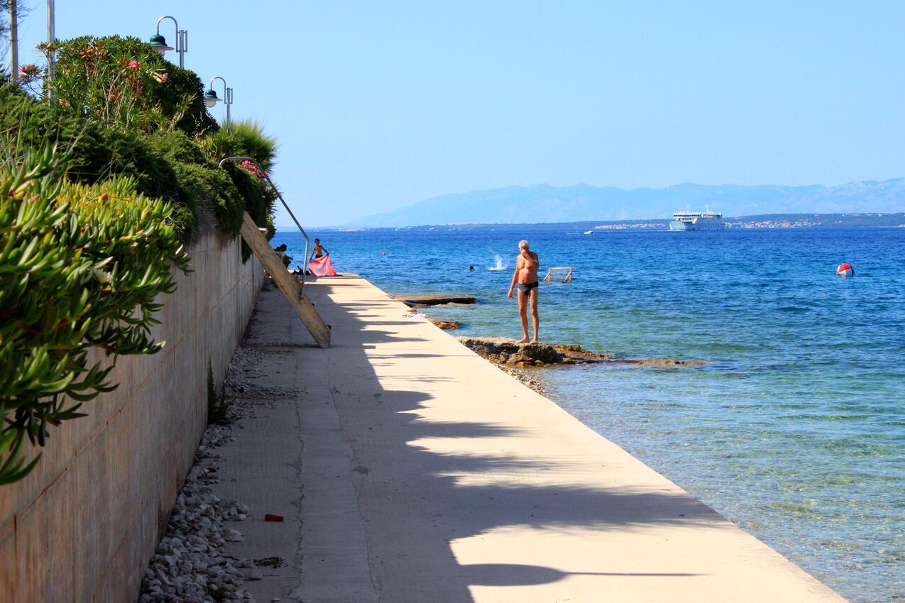 Legközelebbi strand - Apartmanok a tenger mellett Kali, Ugljan