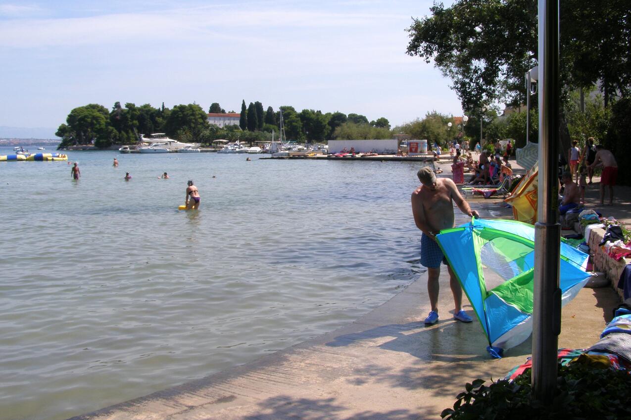 La spiaggia più vicina - Appartamenti accanto al mare Oltre - Preko, Ugliano - Ugljan