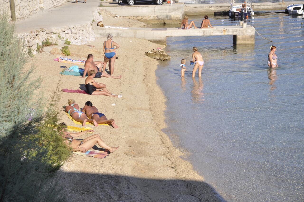 Nächster Strand - Ferienwohnungen am Meer Barbat, Rab