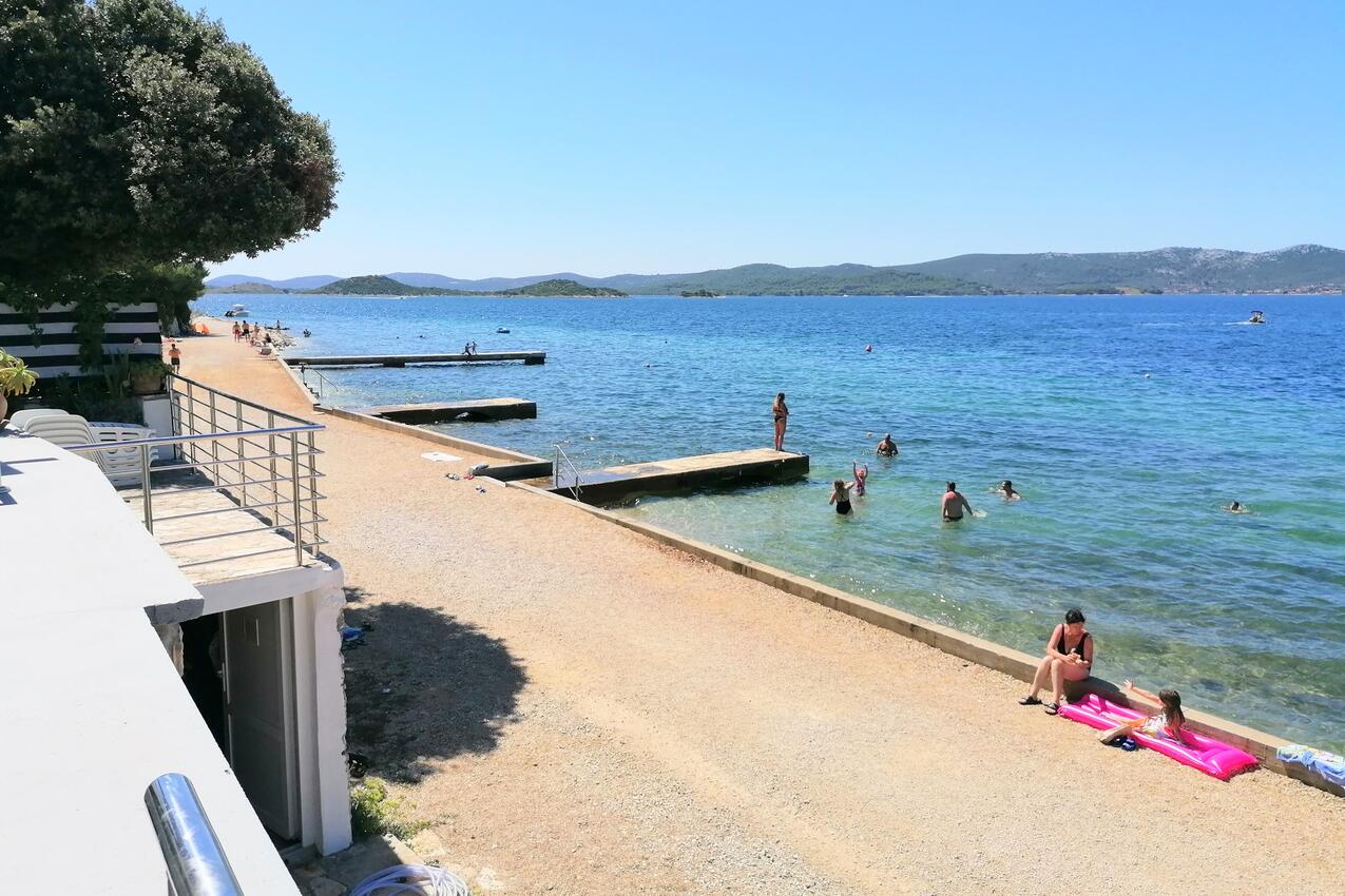 La spiaggia più vicina - Appartamenti accanto al mare San Pietro - Sveti Petar, Biograd