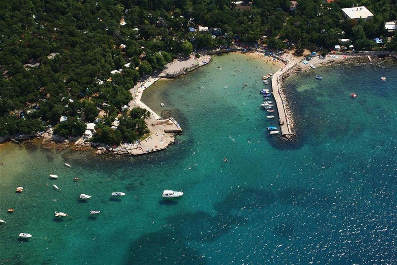 Nermeste strand - Lejlighedens parkeringsplads Praputnjak, Rijeka