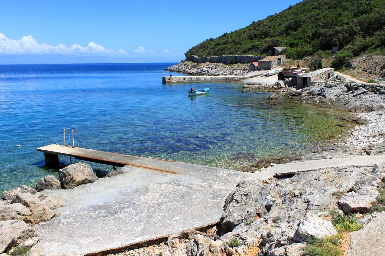 Nermeste strand - Lejligheder og værelser med parkering Cunski, Losinj