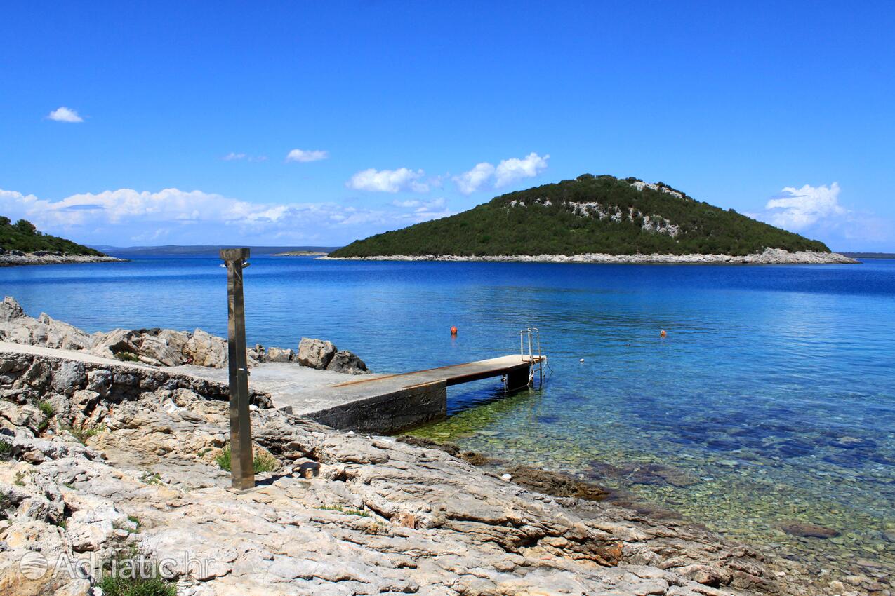 La spiaggia più vicina - Appartamenti e camere con parcheggio Cunski, Lussino - Lošinj
