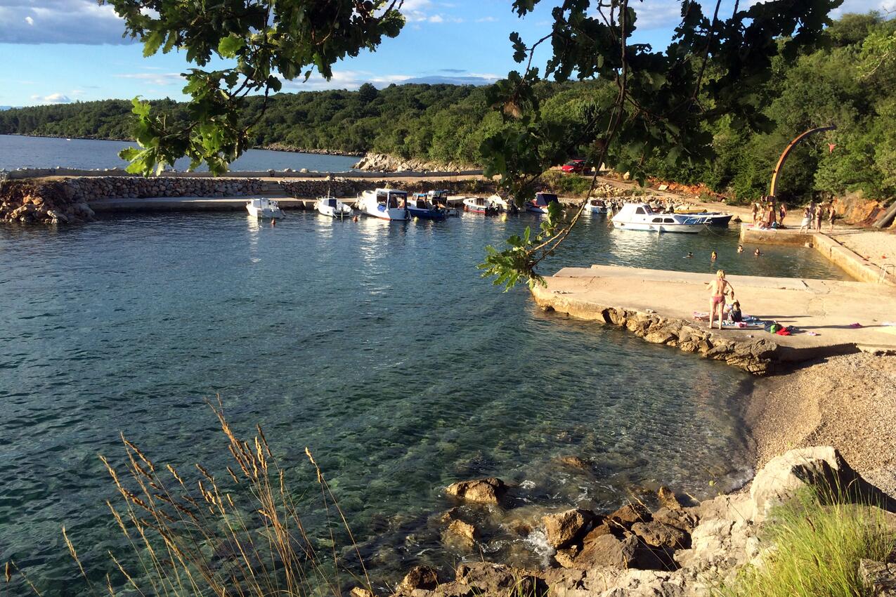 La spiaggia più vicina - Casa con piscina per famiglia Bajcici, Veglia - Krk
