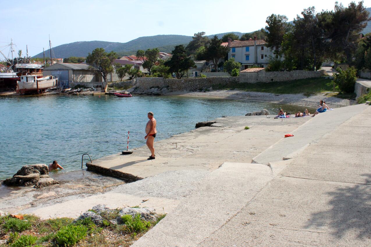 La spiaggia più vicina - Appartamenti accanto al mare Neresine - Nerezine, Lussino - Lošinj