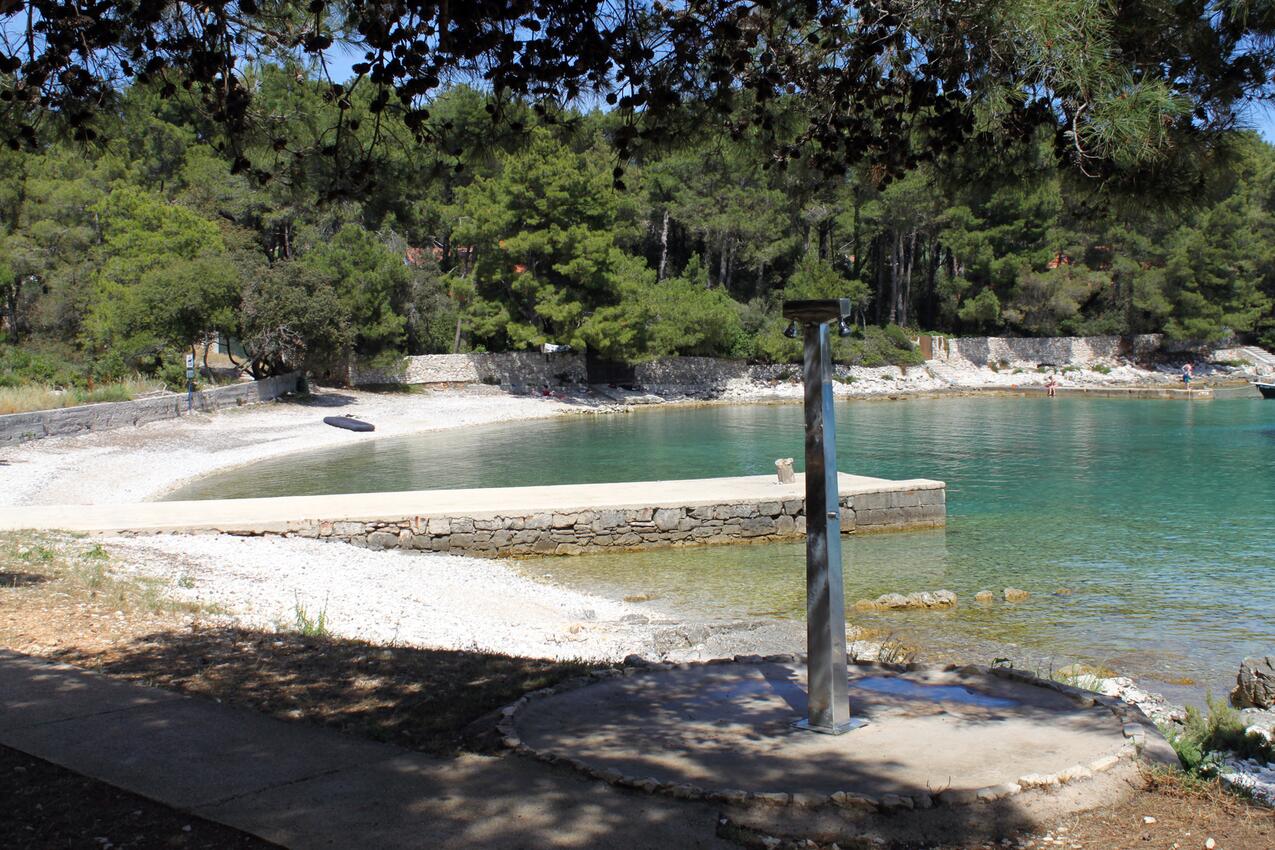 Najbliža plaža - Apartmani uz more Artatore, Lošinj