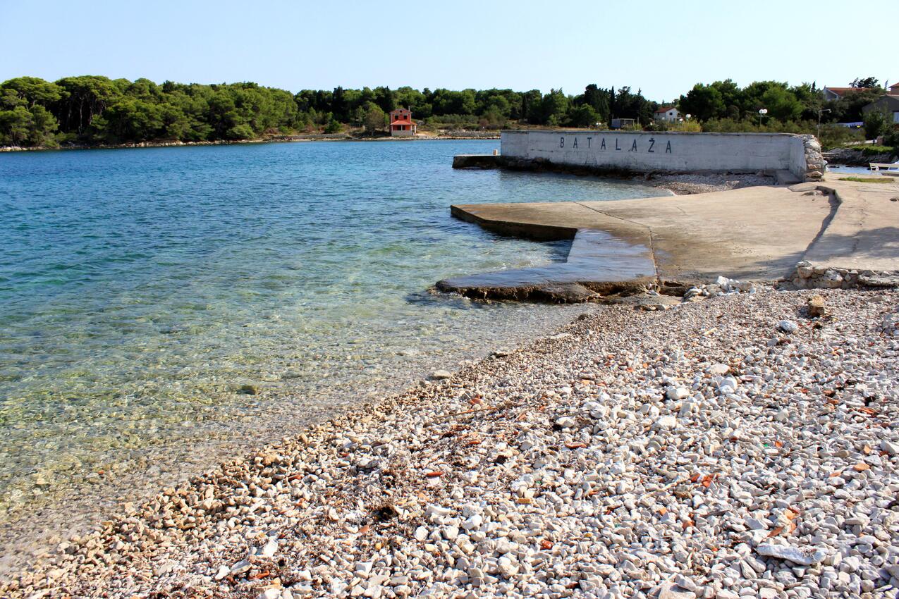 Nächster Strand - Ferienwohnungen am Meer Ugljan