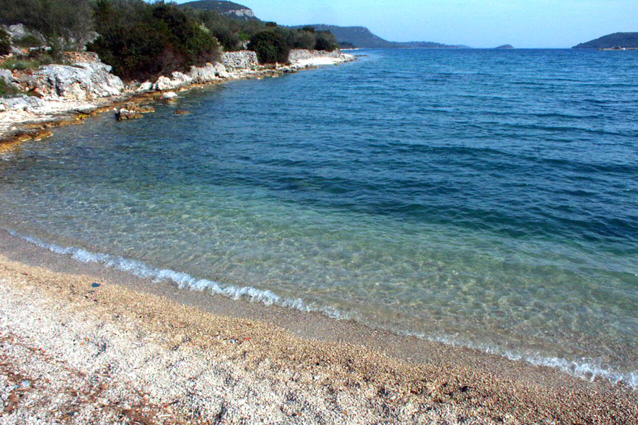 Nächster Strand - Ferienwohnungen am Meer Bucht Mala Lamjana, Ugljan