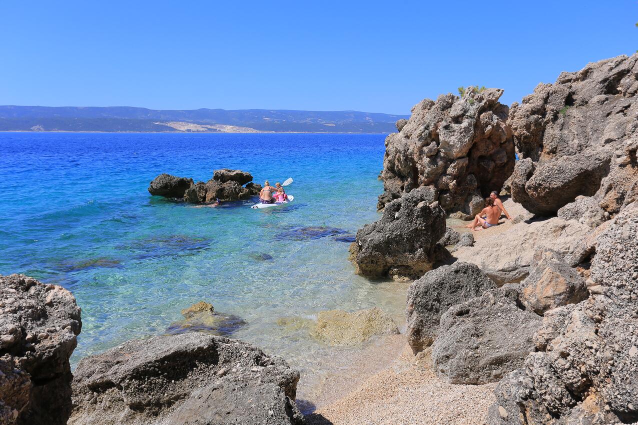 La spiaggia più vicina - Appartamenti accanto al mare Medici, Almissa - Omiš