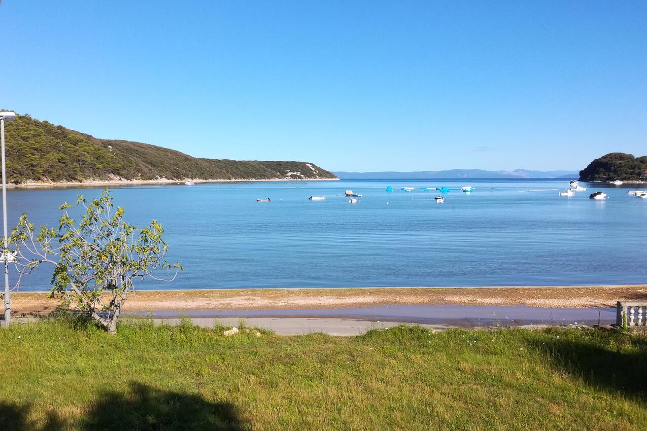 Nächster Strand - Ferienwohnungen am Meer Kampor, Rab