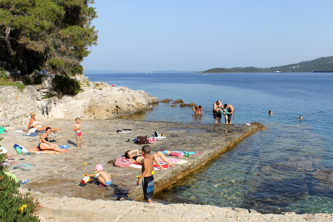 Nächster Strand - Ferienwohnungen mit Parkplatz Bozava, Dugi otok