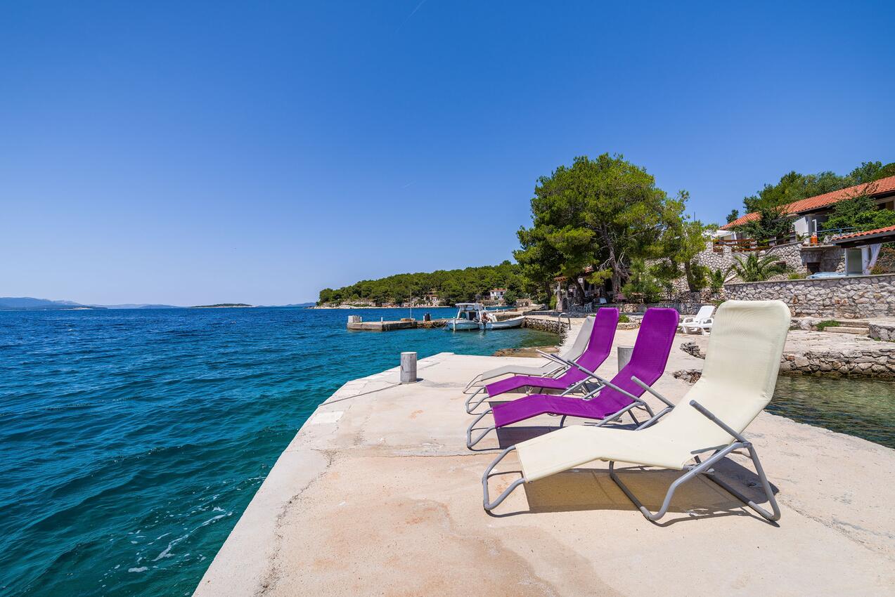 Nächster Strand - Ferienwohnung am Meer im Robinson Crusoe Stil Lavdara, Dugi otok