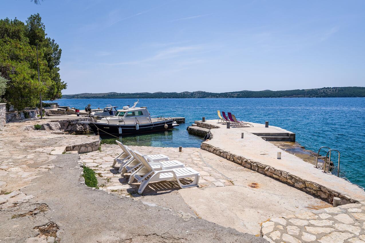 Nächster Strand - Ferienwohnung am Meer im Robinson Crusoe Stil Lavdara, Dugi otok